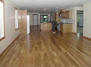 75 Wayne Ave #A, Suffern, NY 10901