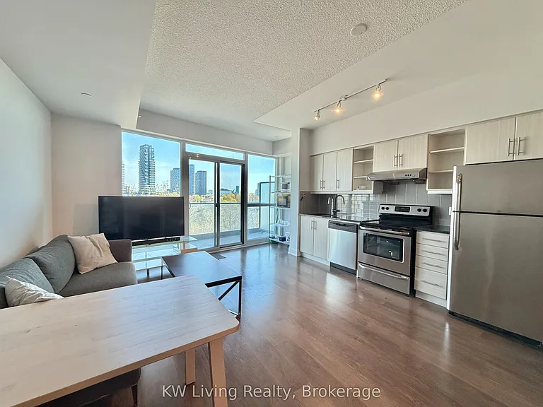 160 Vanderhoof Ave #517 — Photo 3