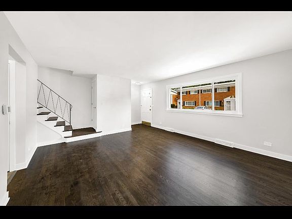 2nd image of 2106 Saint Johns Ave