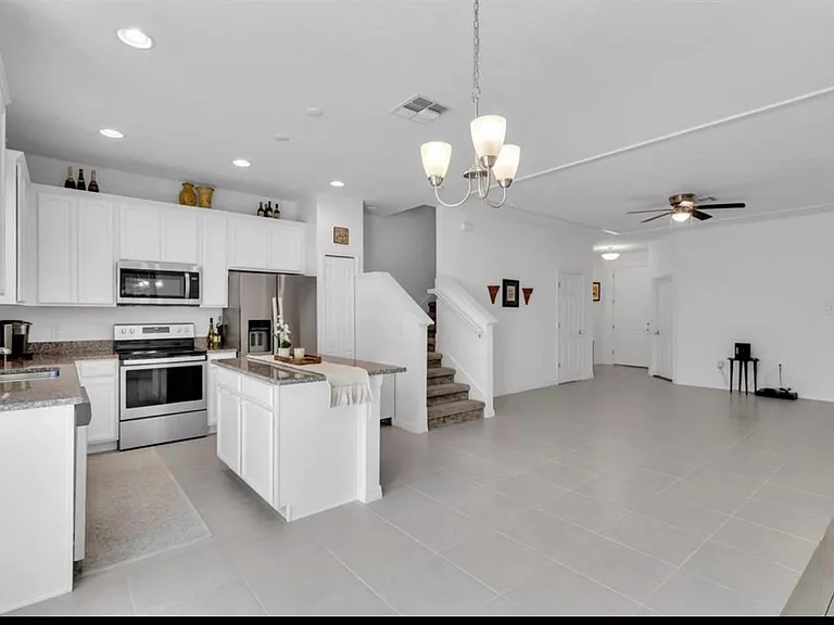 4710 Cliveden Loop — Photo 14