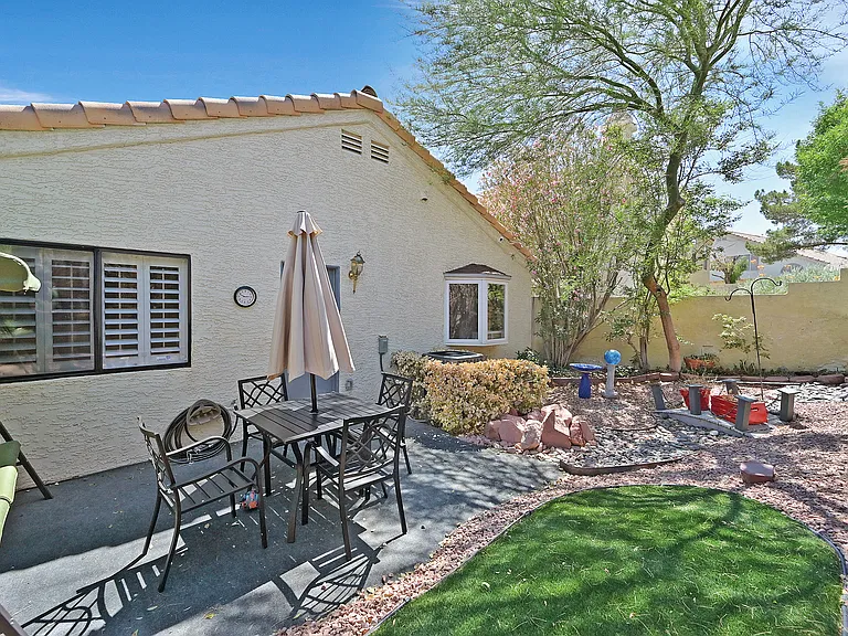 9532 Sunken Reef Cir — Photo 18