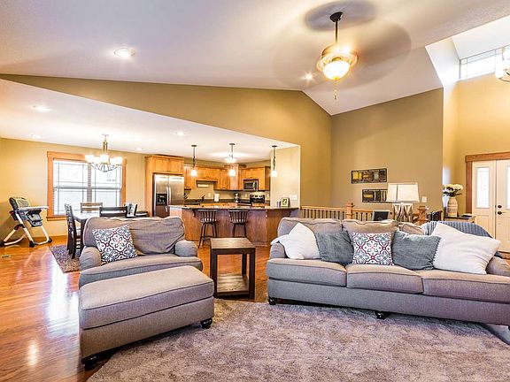 5th image of 4305 Lakonia Cir