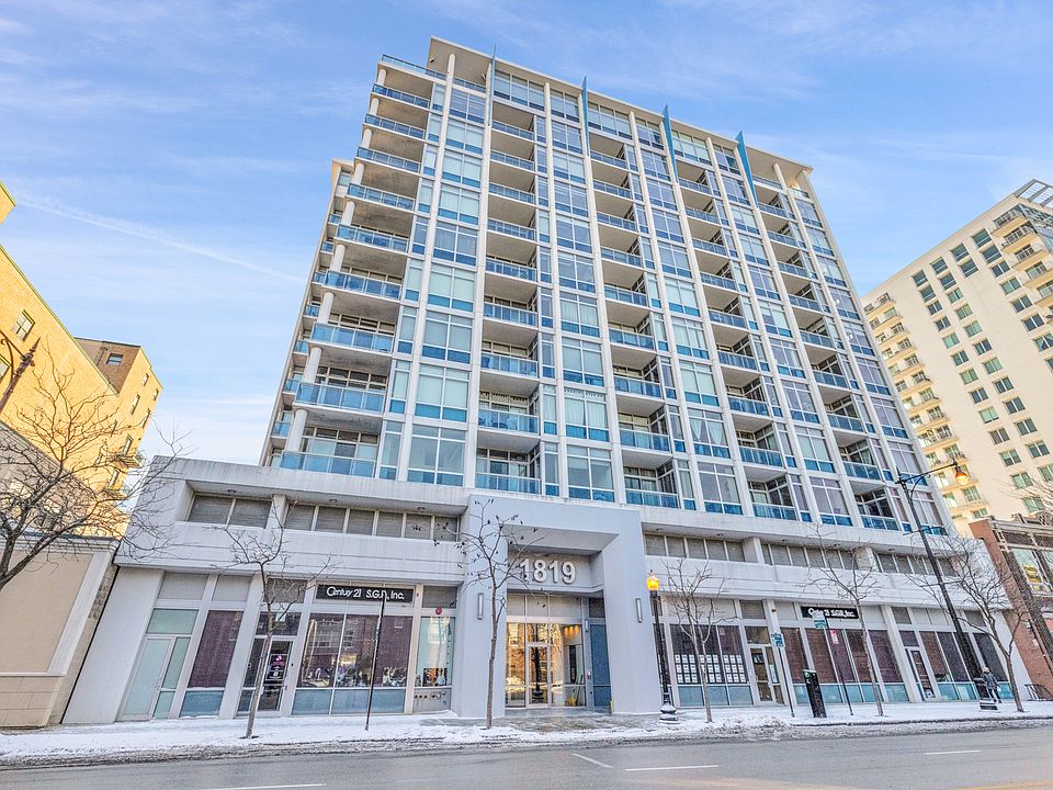 1st image of 1819 S Michigan Ave APT 607