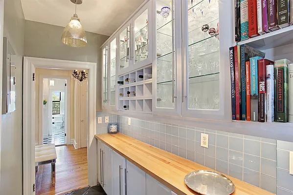 Sold by Corcoran | media 29