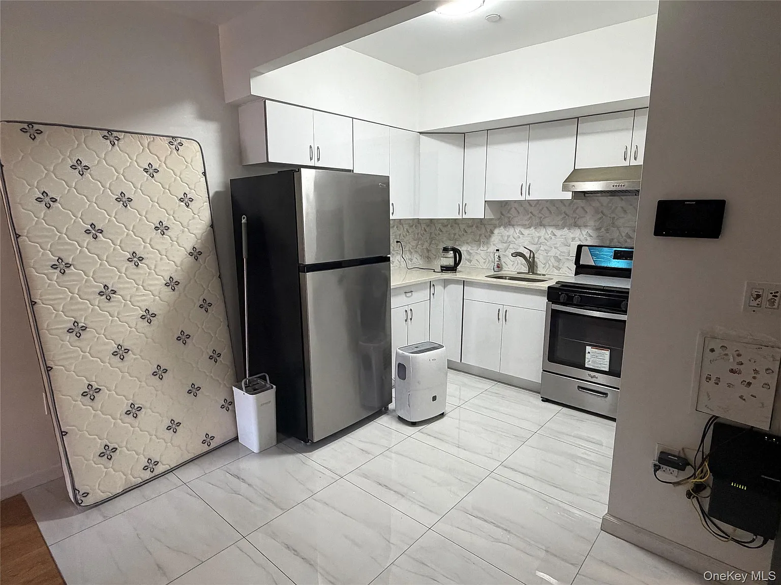 1 bed, 1.0 bath, 550 sqft, $2,300 — Photo 1
