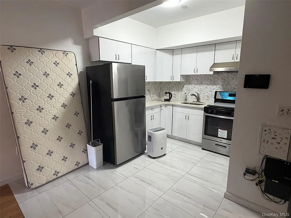 13221 Avery Ave #4B