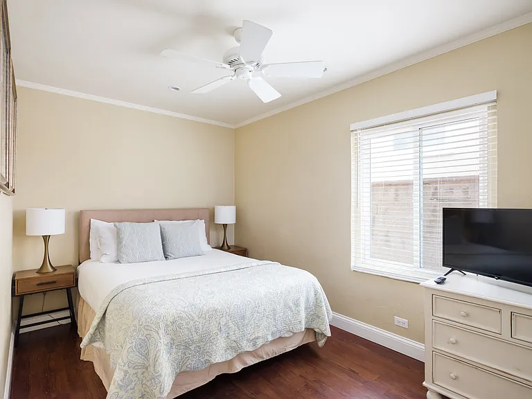 833 Isthmus Ct — Photo 27