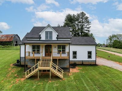 59 Clear Sky Dr, Franklin, NC, 28734