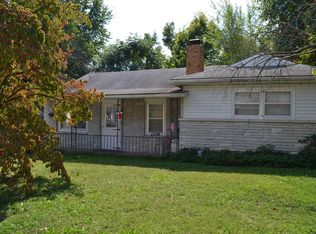 1660 E 8th St N, Springfield, MO 65802