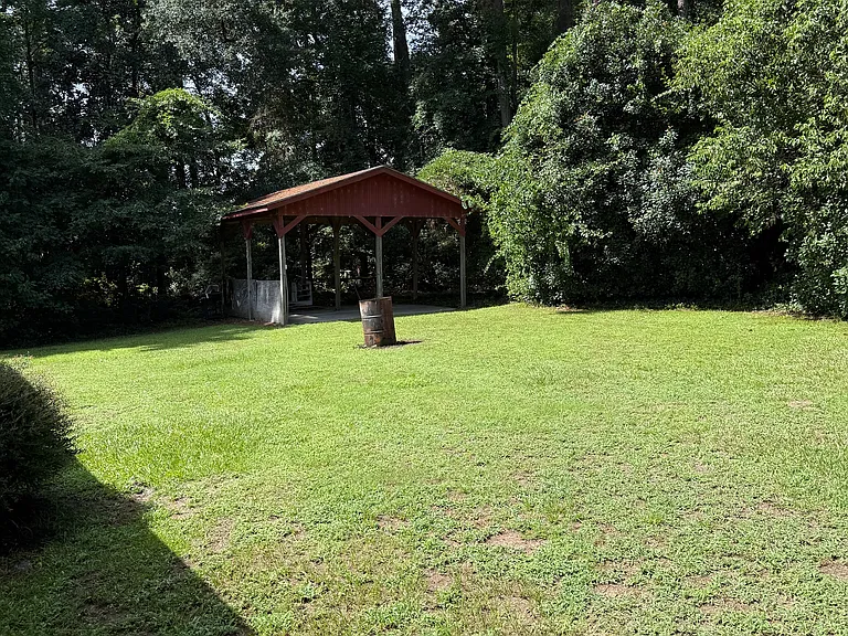 131 Brookside Rd — Photo 9