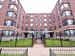 7200 S Coles Ave #501, Chicago, IL 60649