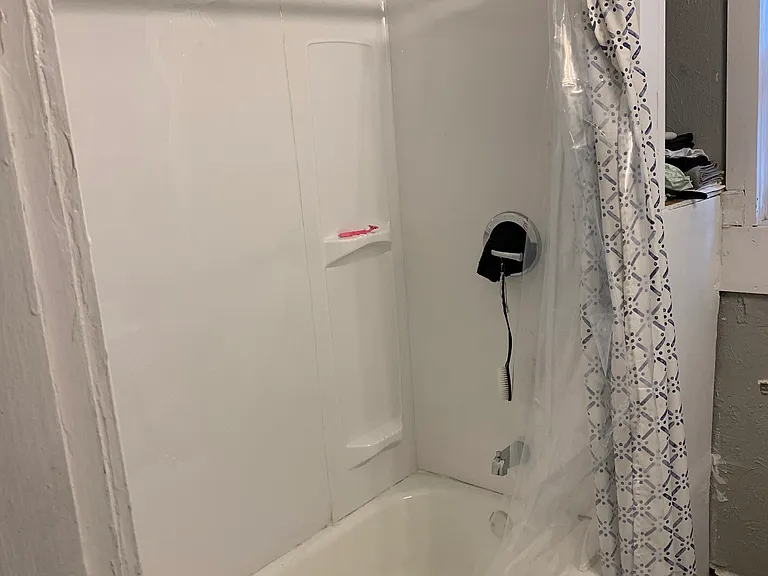 703 Hazel St #4 — Photo 8