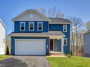 2853 White Tail Dr, Locust Grove, VA 22508