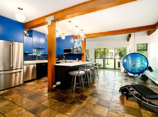 1535 Nelson St #202, Vancouver, BC V6G1M2