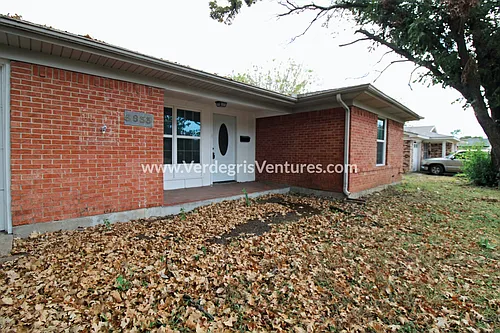 5833 Westhaven Dr Photo 1