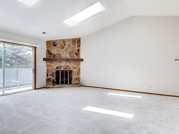 4th image of 1705 Chesapeake Ln