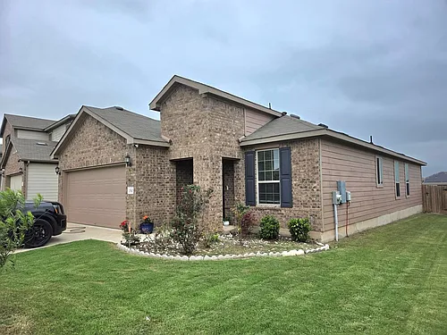 350 Bedford Falls Ln Photo 1