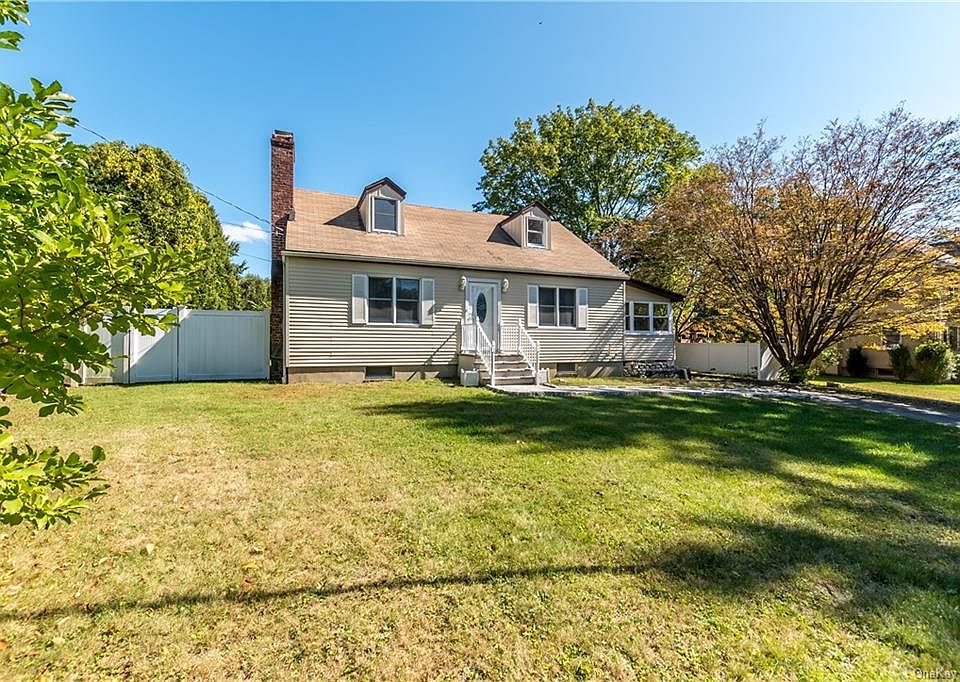 1st image of 3056 Gomer St