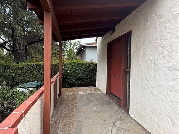 2nd image of 501 W Sierra Madre Blvd