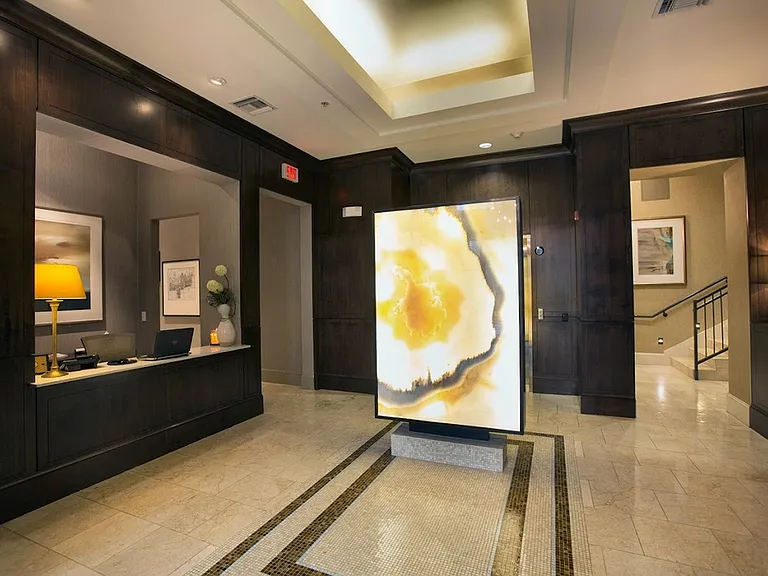 Professional Concierge Services & Package Acceptance