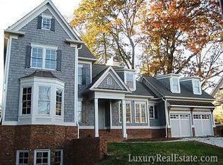 2008 Collier Commons Way NW, Atlanta, GA 30318