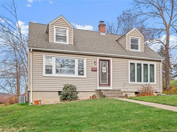 113 Knob Hill Drive, Hamden, CT 06518