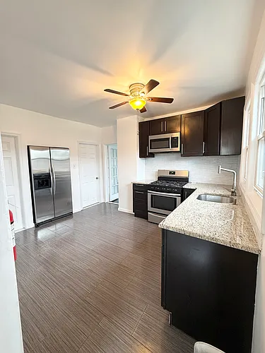 490 Highland Ave #2 Photo 1