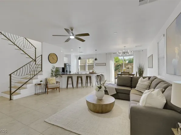 11360 McKinney Falls St, Las Vegas, NV 89141