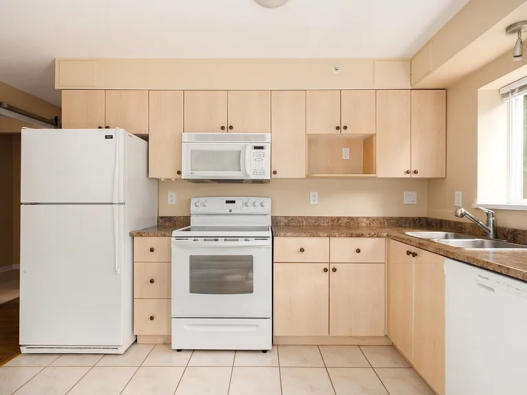 1099 W 71st Ave #101 — Photo 7