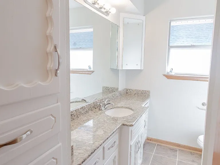 120 Platt Ln — Photo 18