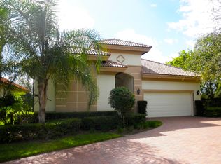6098 Wedge Ct, Naples, FL 34113