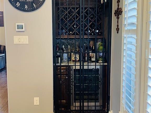 4th image of 21402 Fairhaven Manor Cir