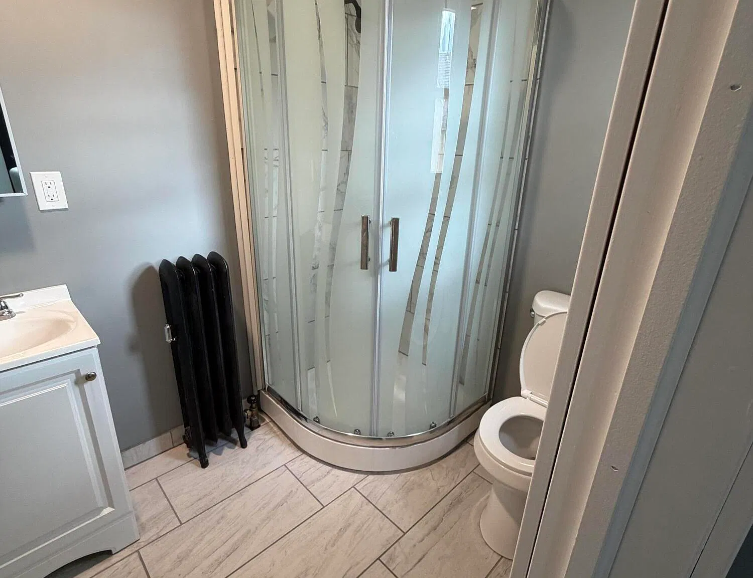 1 bed, 1.0 bath, 1000 sqft, $1,000 — Photo 3