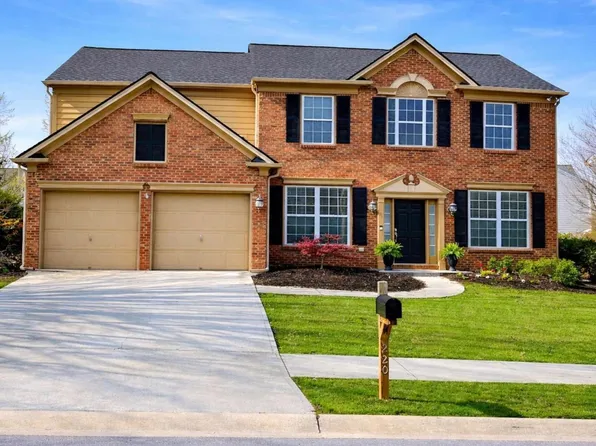 220 Revillion Way, Woodstock, GA 30188