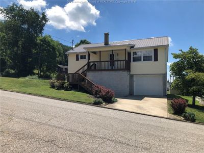 1540 15th St, Nitro, WV, 25143