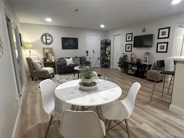 115 Lemans Ct #115, Lake Saint Louis, MO 63367