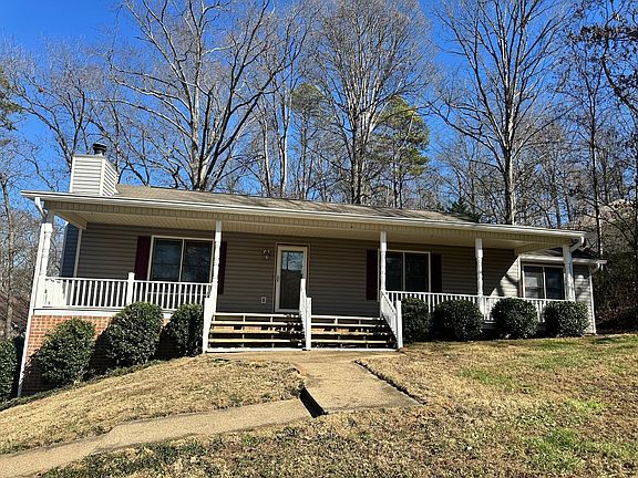 2nd image of 3603 Steeple Chase Ln NE