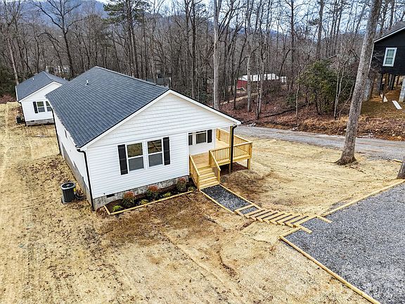 2nd image of 12 Knox Rd