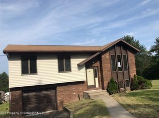 1017 Derby Ave, Scranton, PA 18505