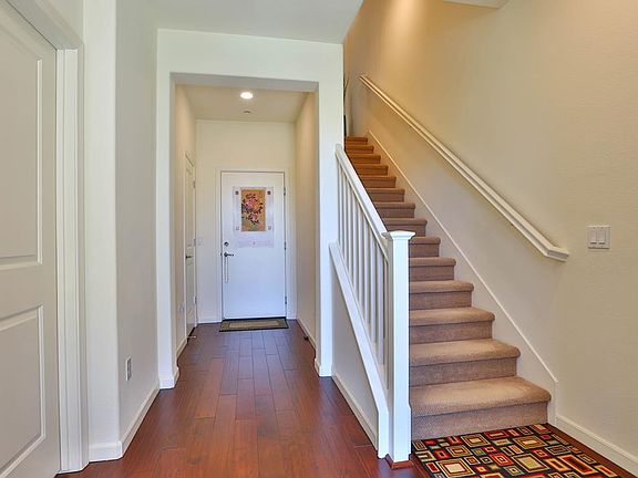 4th image of 255 Montalcino Cir