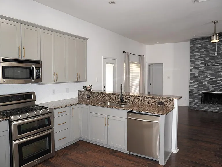 3107 Wildflower Way — Photo 8
