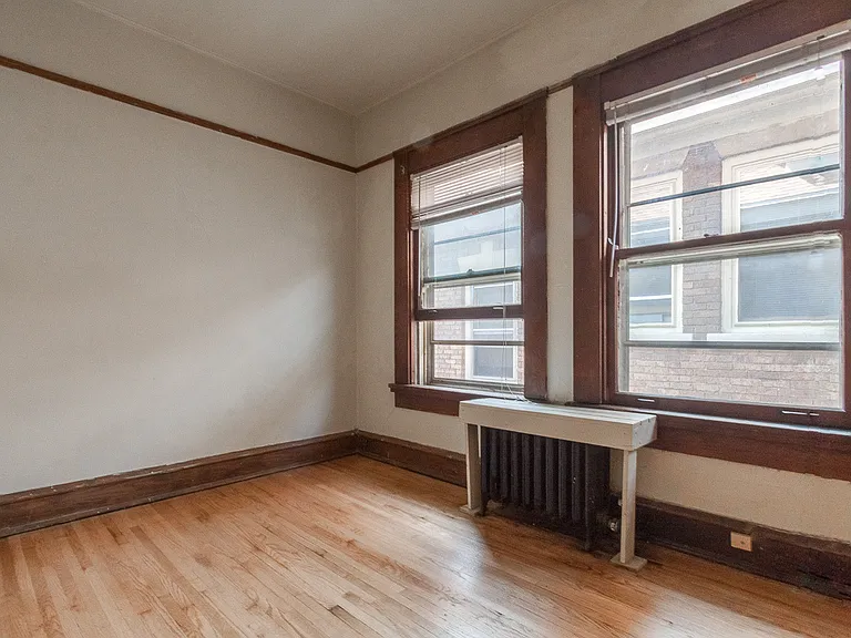 148-150 E Gorham St — Photo 7