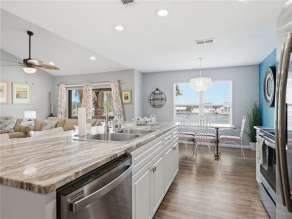 5th image of 2515 Bayhouse Dr
