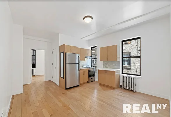 Rented by REAL New York | media 6