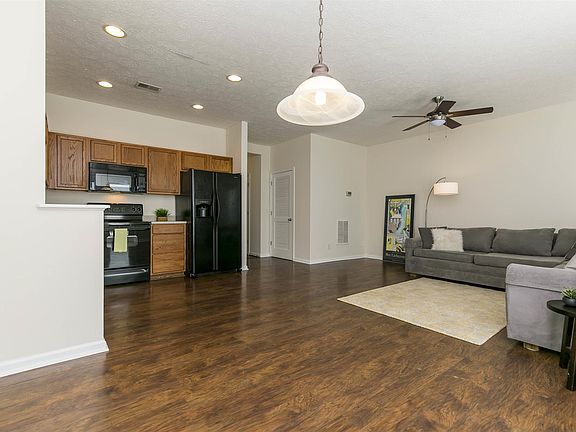 4th image of 7277 Charlotte Pike Unit 103