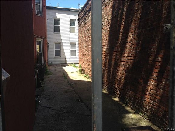 3rd image of 629 E 222nd St