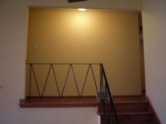 5th image of 14226 Kimbark Ave
