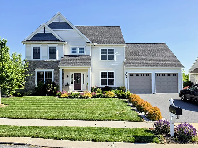 1425 Pennscott Dr — Photo 1