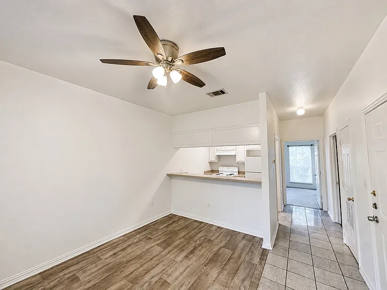 315 Fry St #6 — Photo 2