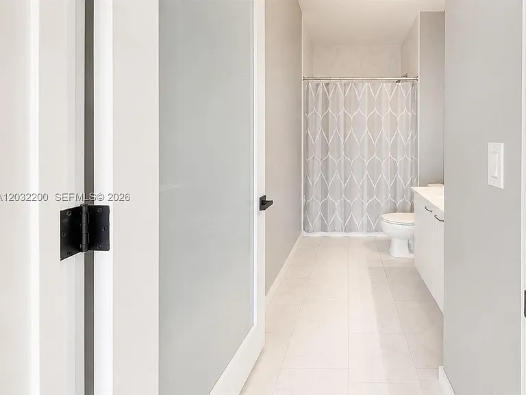 133 NE 2nd Ave #3112 — Photo 9